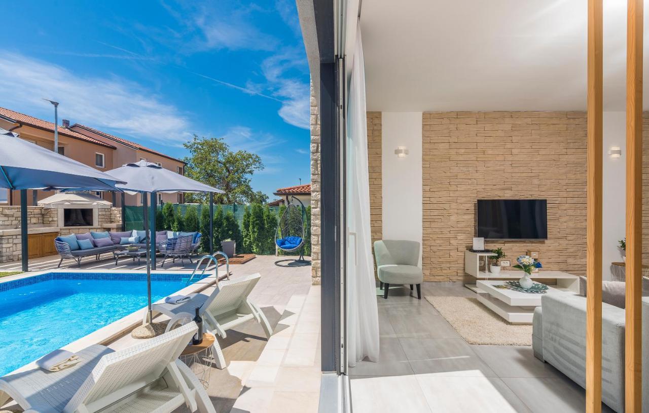 Villa Selest Umag Exterior photo